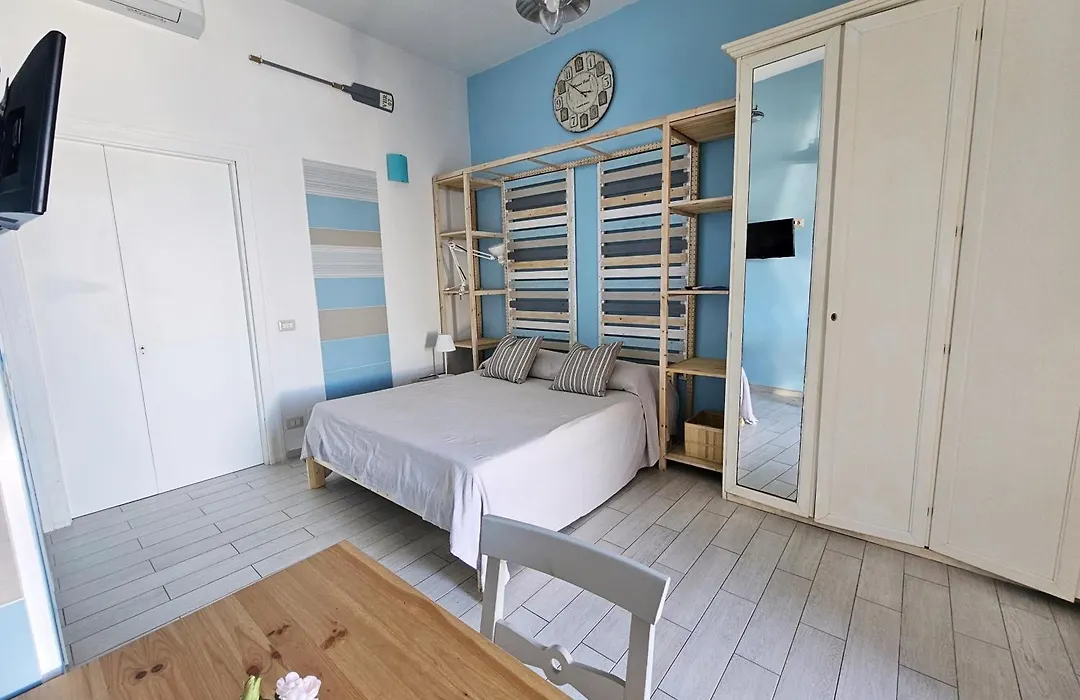 Maridea - Ponza low cost-1