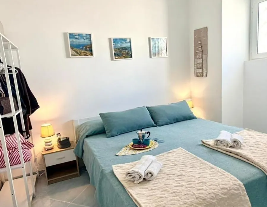 Ponza Luxury-1